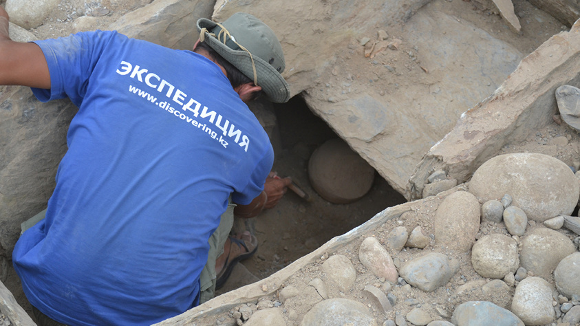 Jetysu Archaeology Кадр из фильма «Jetysu Archaeology»