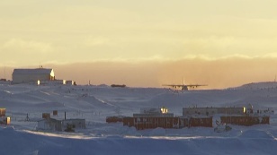 Кадр из фильма «Polar station»