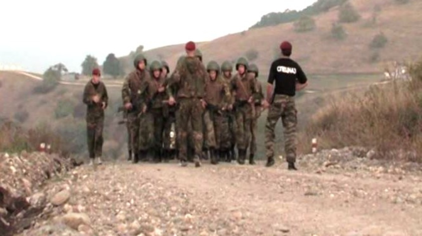 Кадр из фильма «Без войны»