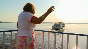 Кадр из фильма «Волга - Гаронна»