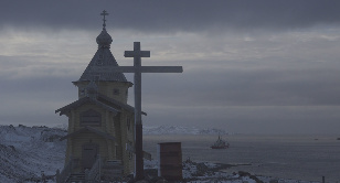 Кадр из фильма «АнтарктидА от А до А»