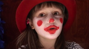Кадр из фильма «Профессия клоун»
