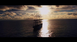 Кадр из фильма «Sails of the World»