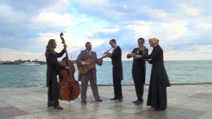 Кадр из фильма «Great tour. Yalta-Nazran»