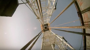 Кадр из фильма «Нефть»