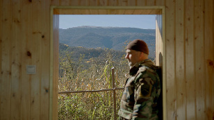 Кадр из фильма «Чечня и мир»