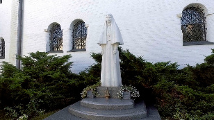 Elizabeth Fedorovna. Just one prayer away