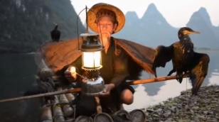 Winged fishermen