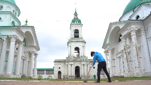 Звонарь