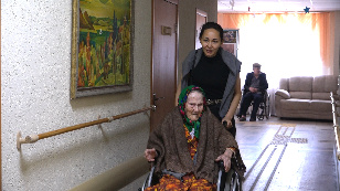 The fate of one role