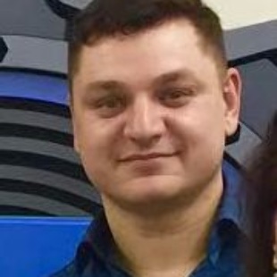 Денис Борисов